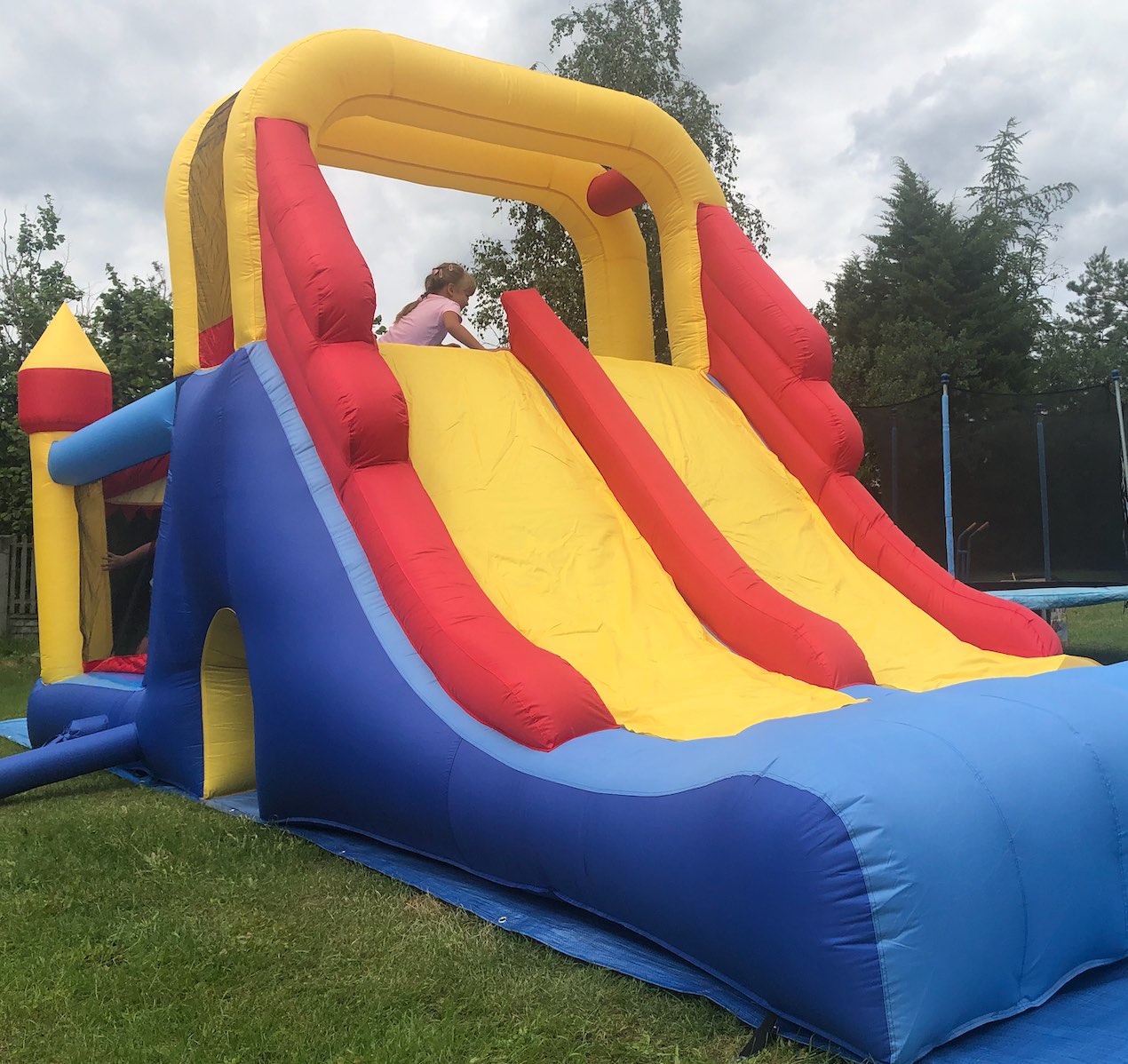 Dmuchaniec z podwójną zjeżdzalnią ( do 10lat )